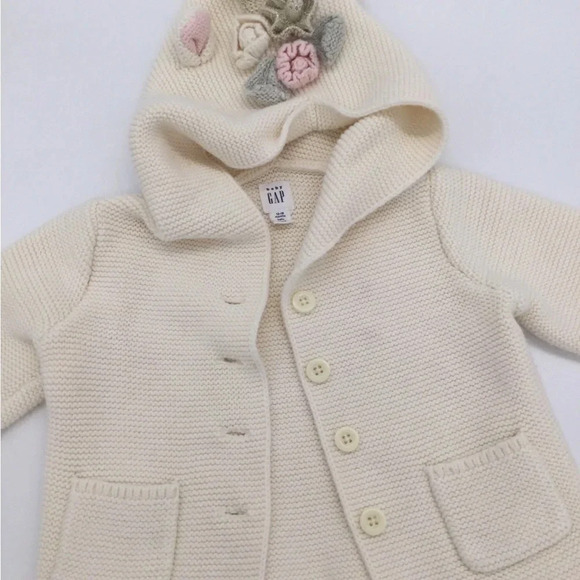 Baby Gap Cream Unicorn Sweater size 12-18M - Picture 2 of 3